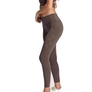 Varley Hughes Laser Cut High Rise Leggings Brown Size Medium